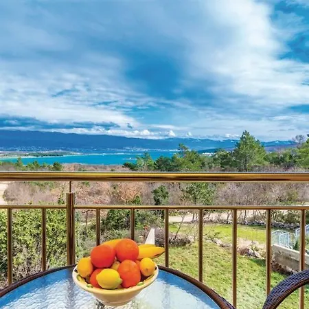 Sea View Apartamento *